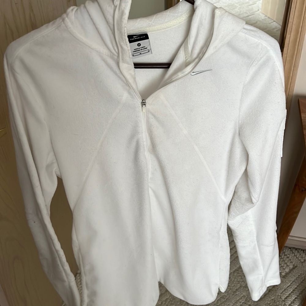 Women’s Nike Therma-Fit Fleece